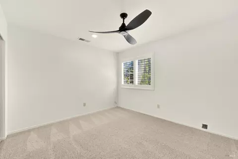 Bedroom - 1783 Gillespie Dr, Fairfield, CA 94534 photo 6 of 11