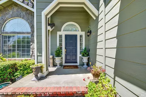 Exterior - 1783 Gillespie Dr, Fairfield, CA 94534 photo 15 of 25