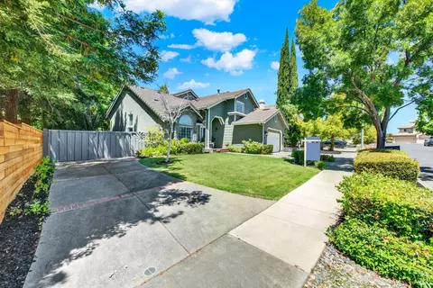 Exterior - 1783 Gillespie Dr, Fairfield, CA 94534 photo 8 of 25