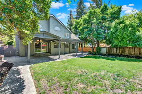 Exterior - 1783 Gillespie Dr, Fairfield, CA 94534 photo 23 of 25