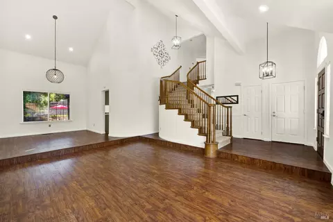 Living - 1783 Gillespie Dr, Fairfield, CA 94534 photo 3 of 13