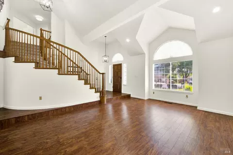 Living - 1783 Gillespie Dr, Fairfield, CA 94534 photo 4 of 13