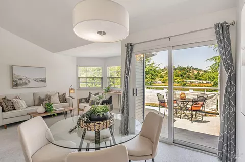 45 Mariners Cir, San Rafael, CA 94903