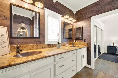 Bath - 601 Fox Pointe Rd, Vacaville, CA 95687 photo 5 of 5