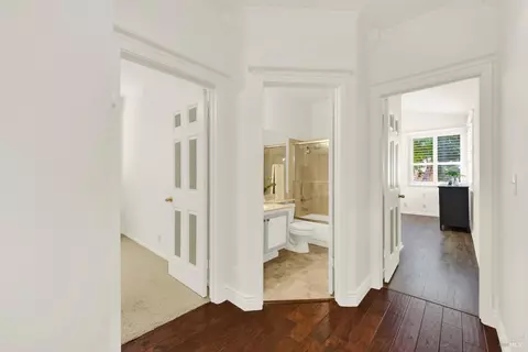 Entry Way - 601 Fox Pointe Rd, Vacaville, CA 95687 photo 5 of 6