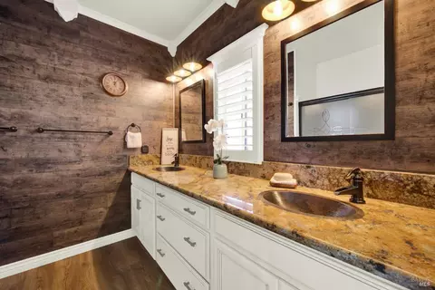 Bath - 601 Fox Pointe Rd, Vacaville, CA 95687 photo 3 of 5