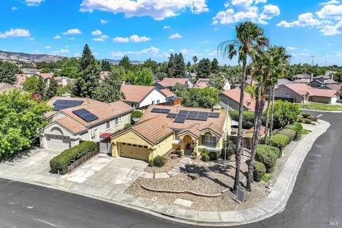 View/Area - 601 Fox Pointe Rd, Vacaville, CA 95687 photo 3 of 8