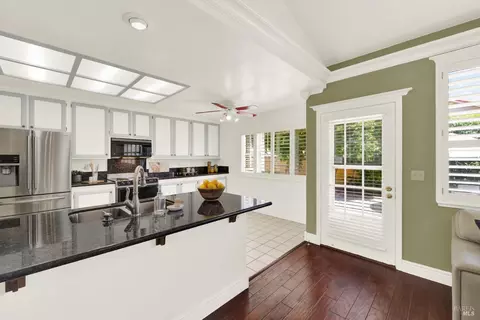 Kitchen - 601 Fox Pointe Rd, Vacaville, CA 95687 photo 1 of 13