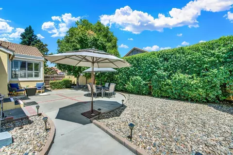 Exterior - 601 Fox Pointe Rd, Vacaville, CA 95687 photo 16 of 24