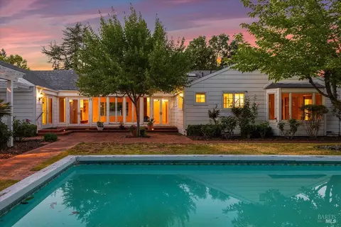 1819 Cedar St, Calistoga, CA 94515