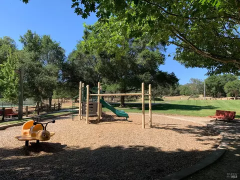 9793 Montego Ct, Windsor, CA 95492 photo 34