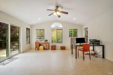 9793 Montego Ct, Windsor, CA 95492 photo 7