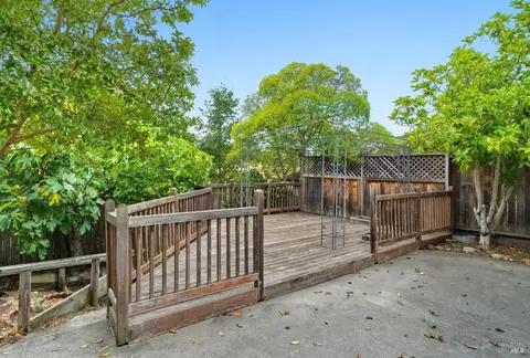 9512 Wellington Cir, Windsor, CA 95492 photo 48