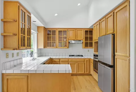 9512 Wellington Cir, Windsor, CA 95492 photo 14