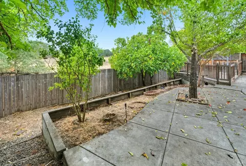 9512 Wellington Cir, Windsor, CA 95492 photo 45