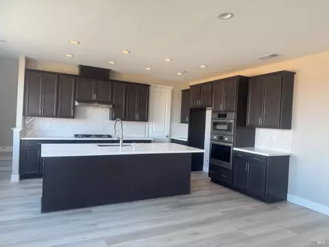 764 Temescal St, Oakley, CA 94561 photo 3