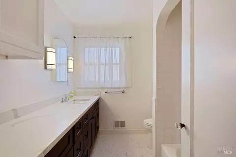 1465 Ohio St, Vallejo, CA 94590 photo 21