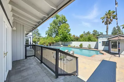 Exterior - 15 Arbor Cir, Novato, CA 94947 photo 3 of 7