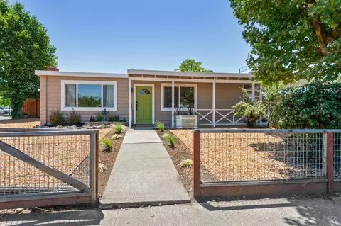 1162 San Domingo Dr, Santa Rosa, CA 95404