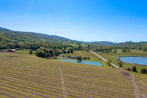 View/Area - 6201 Old River Rd, Ukiah, CA 95482 photo 6 of 6