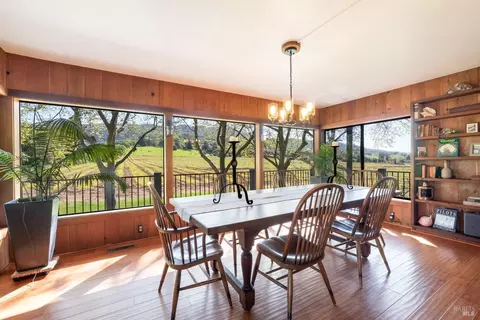 Dining - 6201 Old River Rd, Ukiah, CA 95482 photo 1 of 3