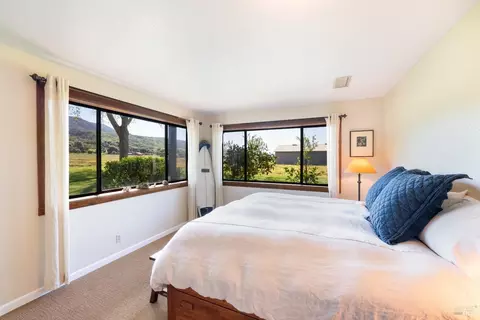 Bedroom - 6201 Old River Rd, Ukiah, CA 95482 photo 4 of 5