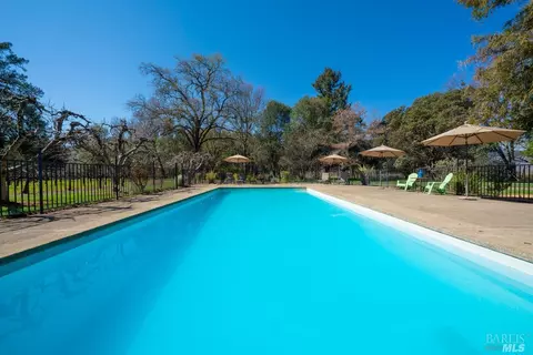 Exterior - 6201 Old River Rd, Ukiah, CA 95482 photo 5 of 11