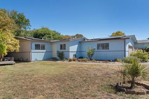 286 Adele Ave, Rohnert Park, CA 94928