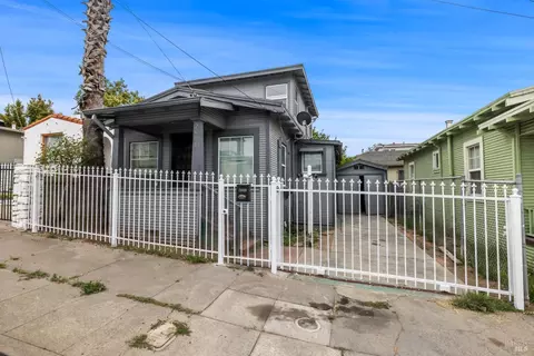 2608 Parker Ave, Oakland, CA 94605