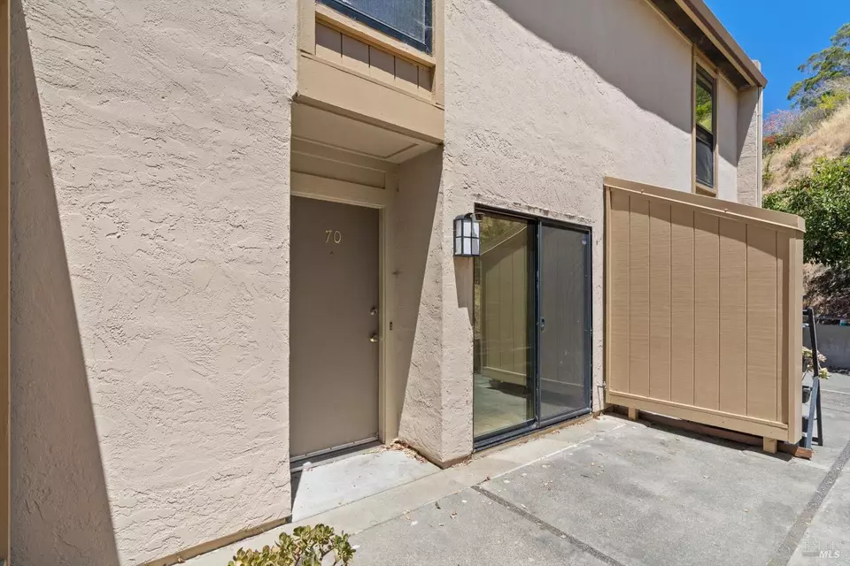 Exterior - 100 Marin Center Dr #70, San Rafael, CA 94903 photo 6 of 7