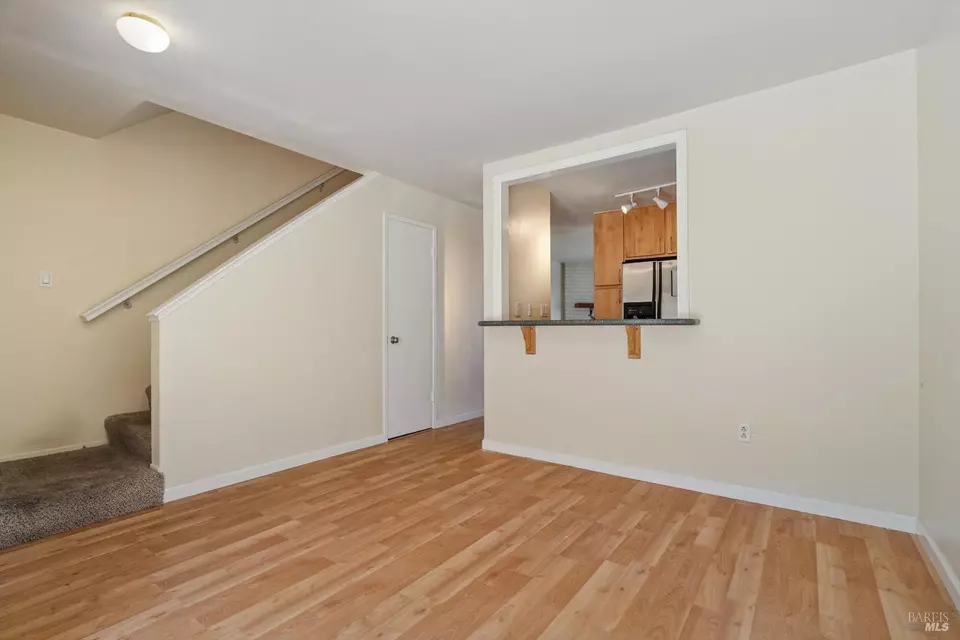 Living - 100 Marin Center Dr #70, San Rafael, CA 94903 photo 3 of 4