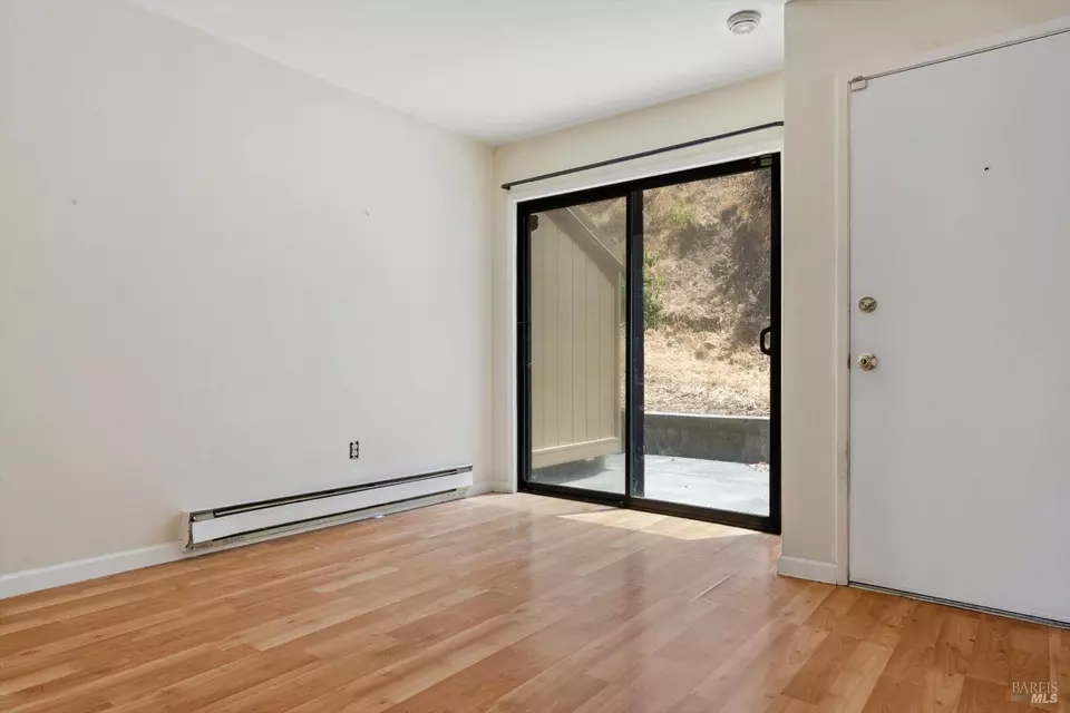 Living - 100 Marin Center Dr #70, San Rafael, CA 94903 photo 4 of 4