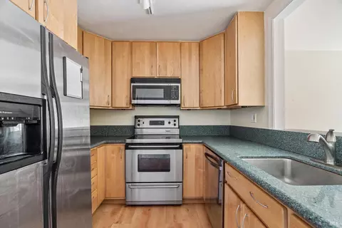 Kitchen - 100 Marin Center Dr #70, San Rafael, CA 94903 photo 1 of 2