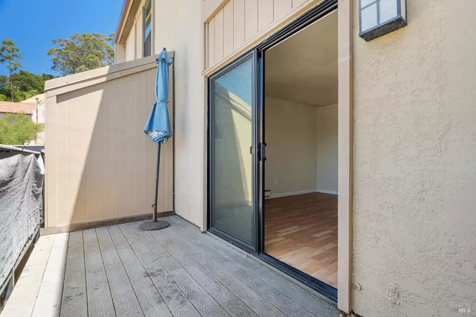 Exterior - 100 Marin Center Dr #70, San Rafael, CA 94903 photo 5 of 7
