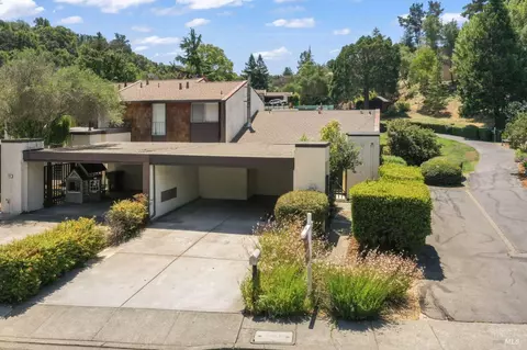 3163 Valley Green Ln, Napa, CA 94558