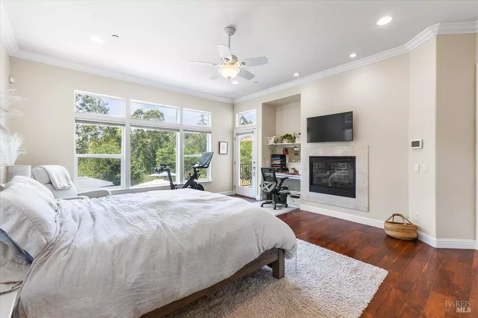 Bedroom - 729 Montebello Dr, Santa Rosa, CA 95403 photo 1 of 5