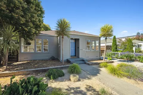 1206 12th St, Santa Rosa, CA 95404