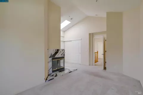 Living - 28 Shoal Dr E, Vallejo, CA 94591 photo 8 of 9