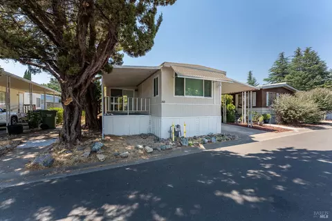 700 E Gobbi St #80, Ukiah, CA 95482
