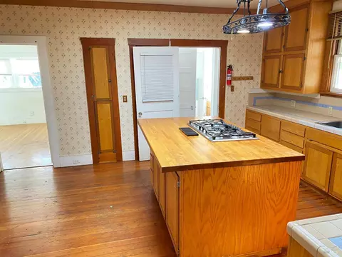 Kitchen - 745 Jackson St, Fairfield, CA 94533 photo 4 of 9
