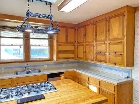 Kitchen - 745 Jackson St, Fairfield, CA 94533 photo 7 of 9