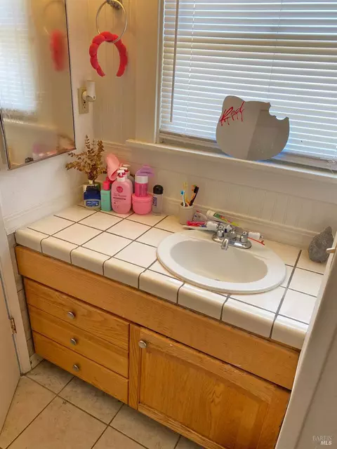 Bath - 745 Jackson St, Fairfield, CA 94533 photo 7 of 7
