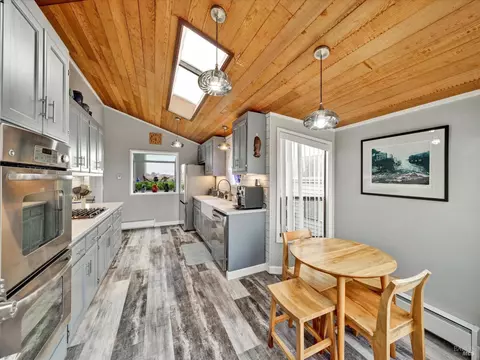Kitchen - 20730 Heron Dr, Bodega Bay, CA 94923 photo 2 of 6