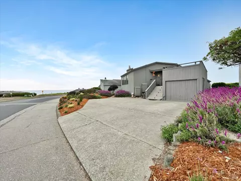 Exterior - 20730 Heron Dr, Bodega Bay, CA 94923 photo 2 of 12