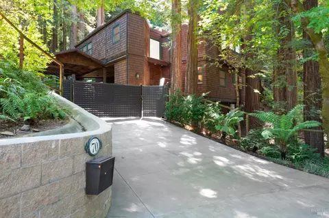 70 Westwood Dr, Kentfield, CA 94904
