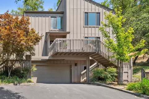 18 Eagle Gap Rd, Novato, CA 94949