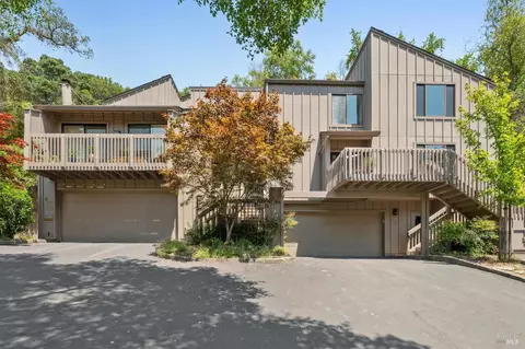 18 Eagle Gap Rd, Novato, CA 94949 photo 2