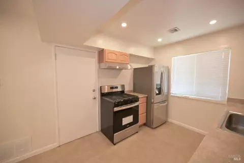 420 Sheldon Ave, Vallejo, CA 94591 photo 3