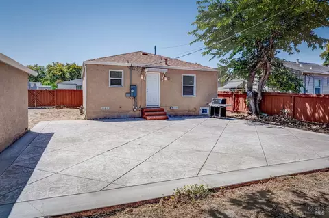 Exterior - 2936 Burnette St, Vallejo, CA 94591 photo 5 of 11