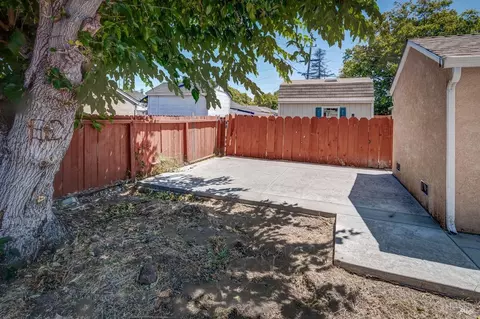 Exterior - 2936 Burnette St, Vallejo, CA 94591 photo 8 of 11
